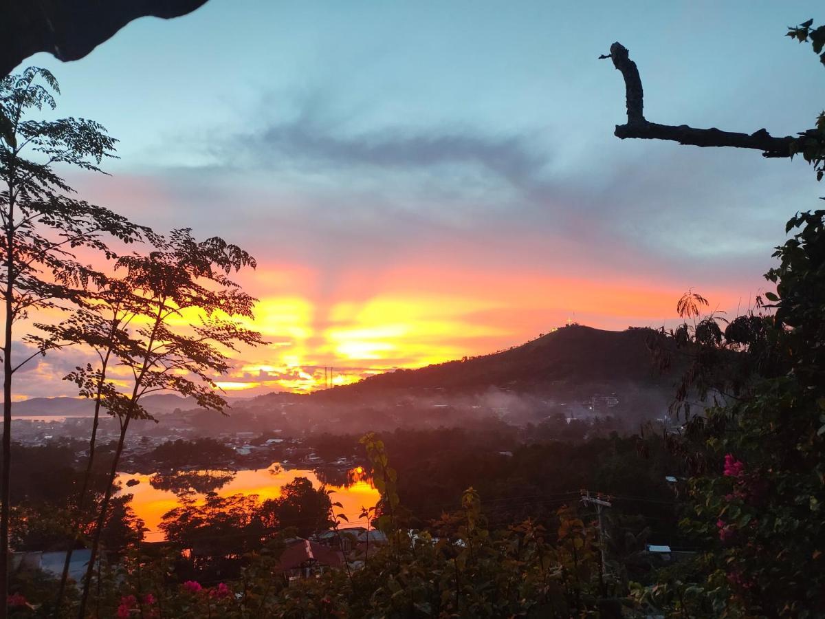 Purple Homestay Hillside Coron Luaran gambar